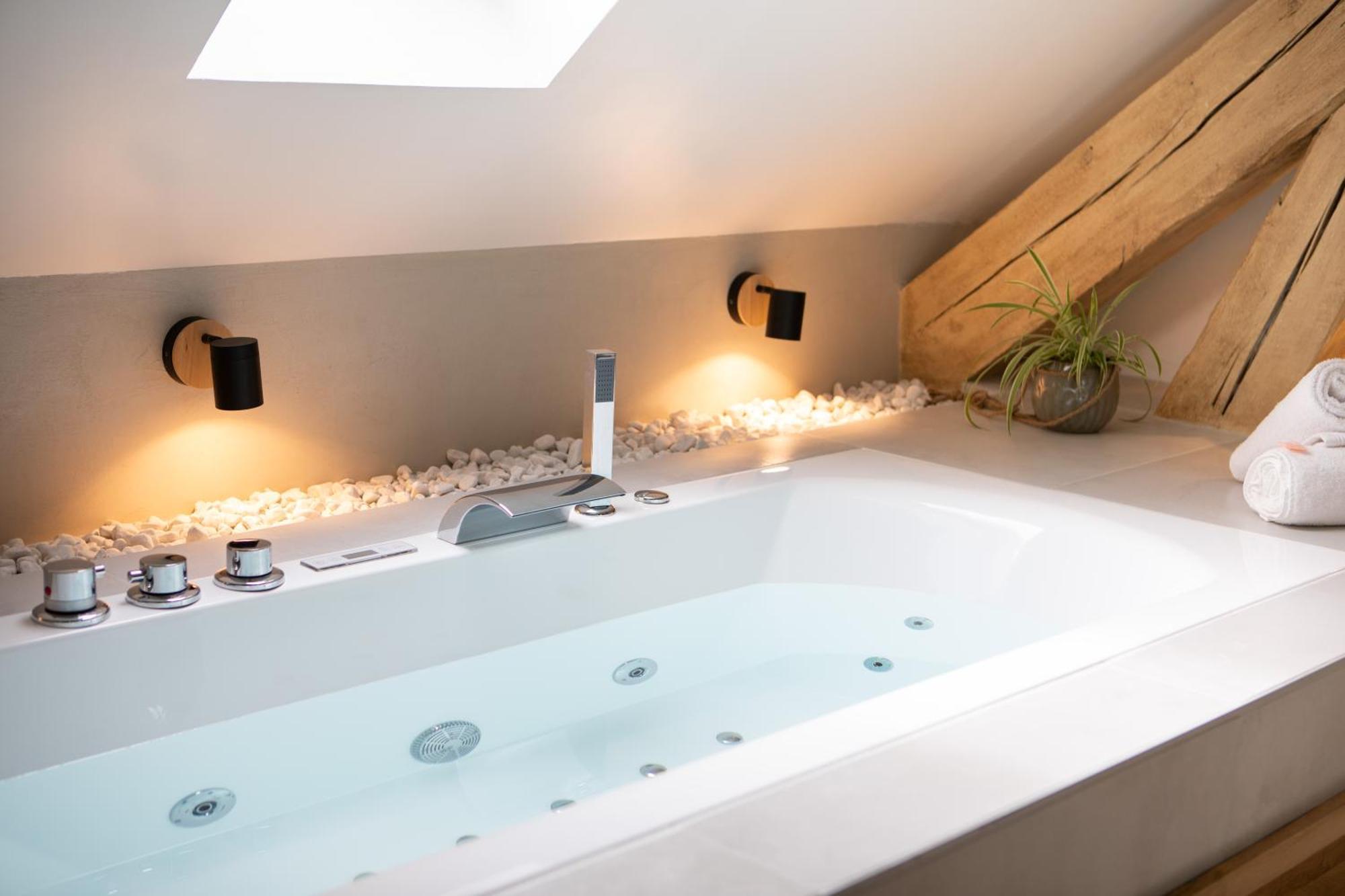Superbe Appartement Avec • Sauna • Spa • Massage Belfort Exterior foto
